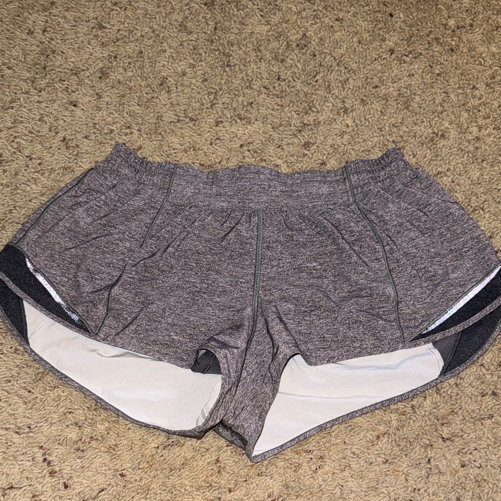Lululemon grey hotty hot shorts 2.5 inch